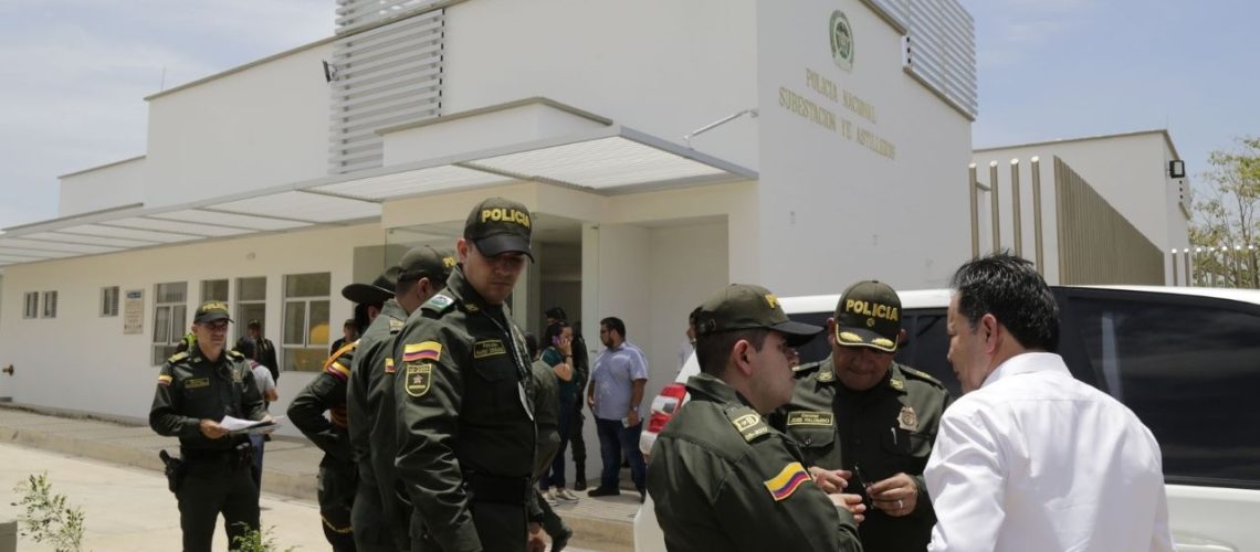 atentado estación policía astrillero REFERENCIA