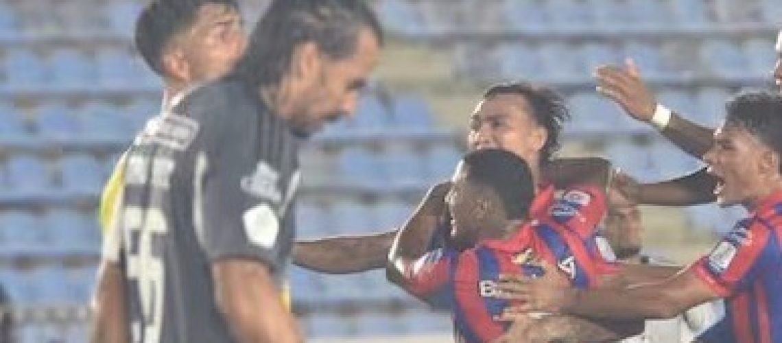 cabeza gacha Mediano