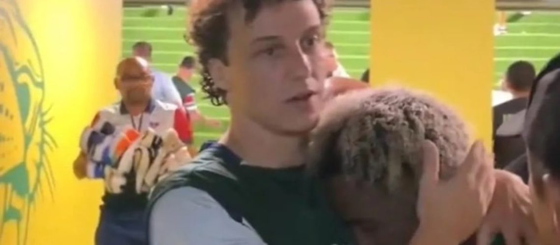 david luiz y londoño Mediano