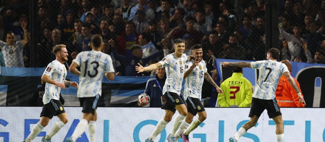 e7ba0b41-3c07-4a8c-8997-fc28a3bfd39b