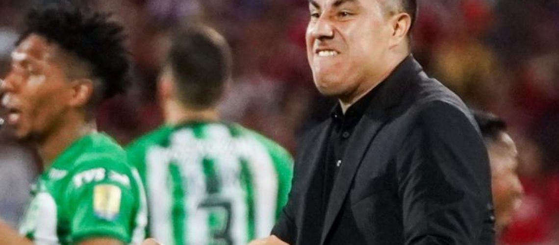 efrain-juarez-campeon-con-nacional_0