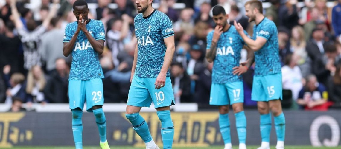 jugadores del totenham