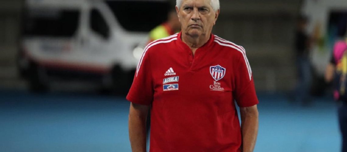 junior-de-barranquilla-julio-comesana-deja-de-ser-tecnico-del-tiburon-1086677