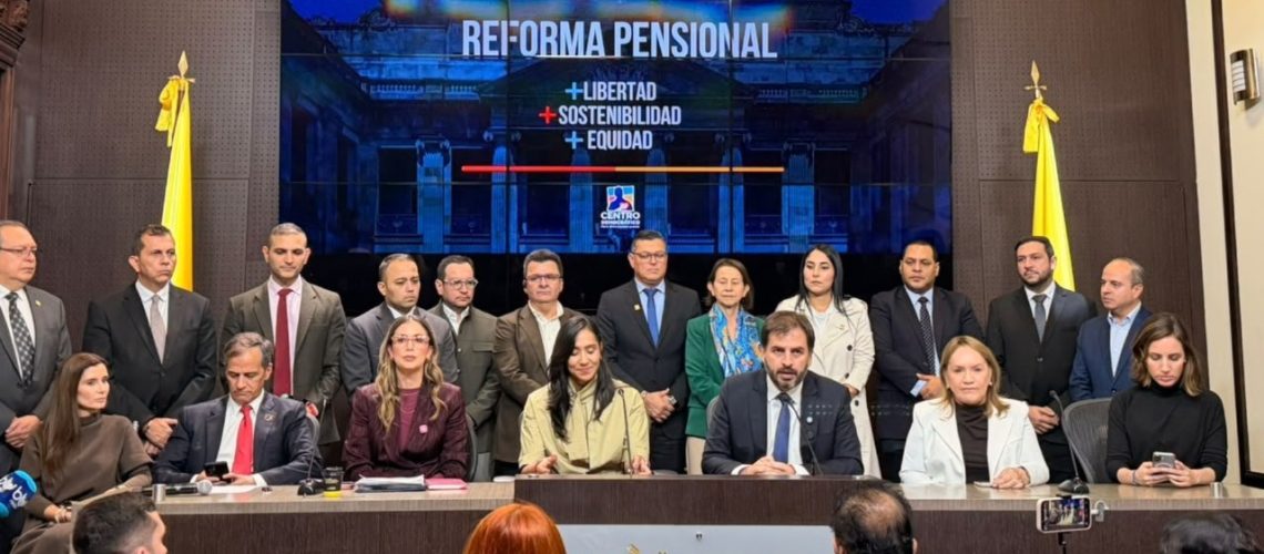 contrarreforma pensional presentada por el Centro Democrático