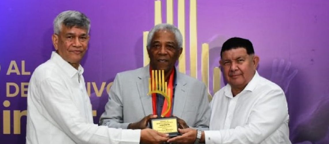 maturana-premio-1024x683