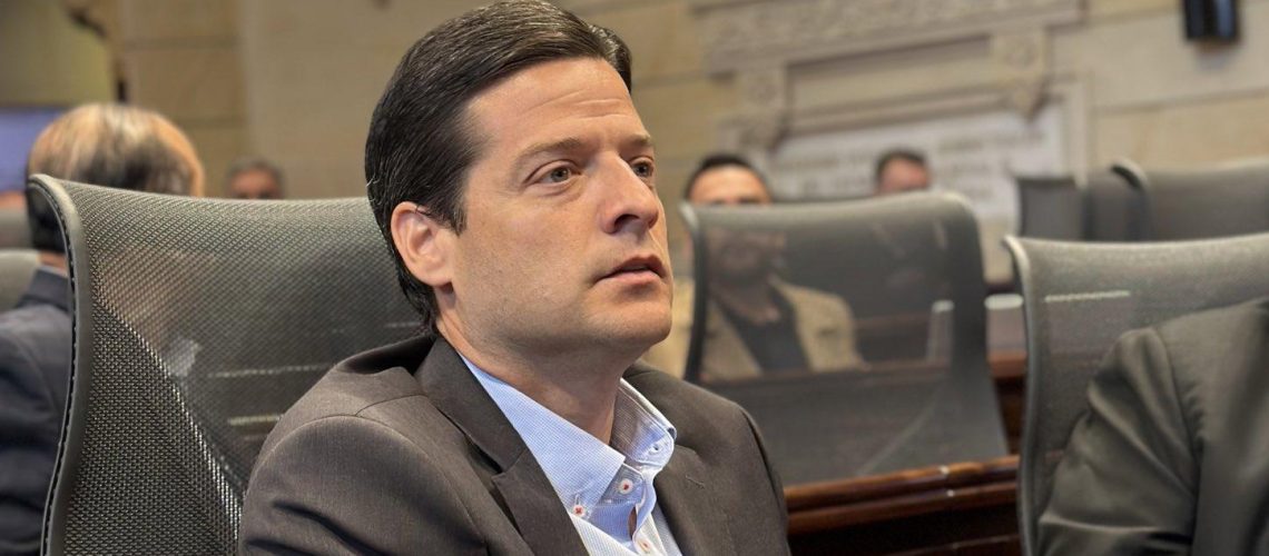 Mauricio Gómez senador