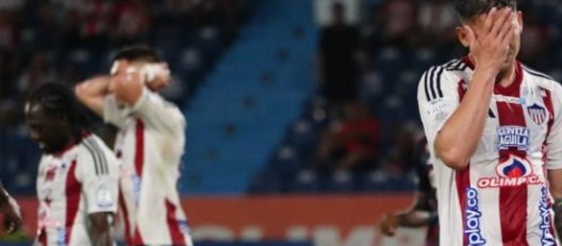 pobre junior Mediano