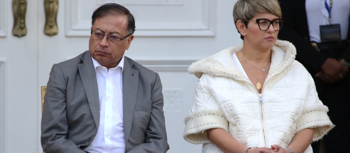 presidente Petro y Verónica Alcocer