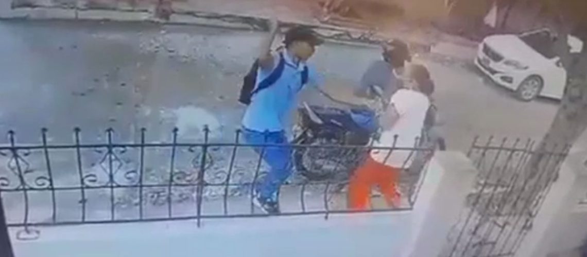 robo celular en soledad 2000