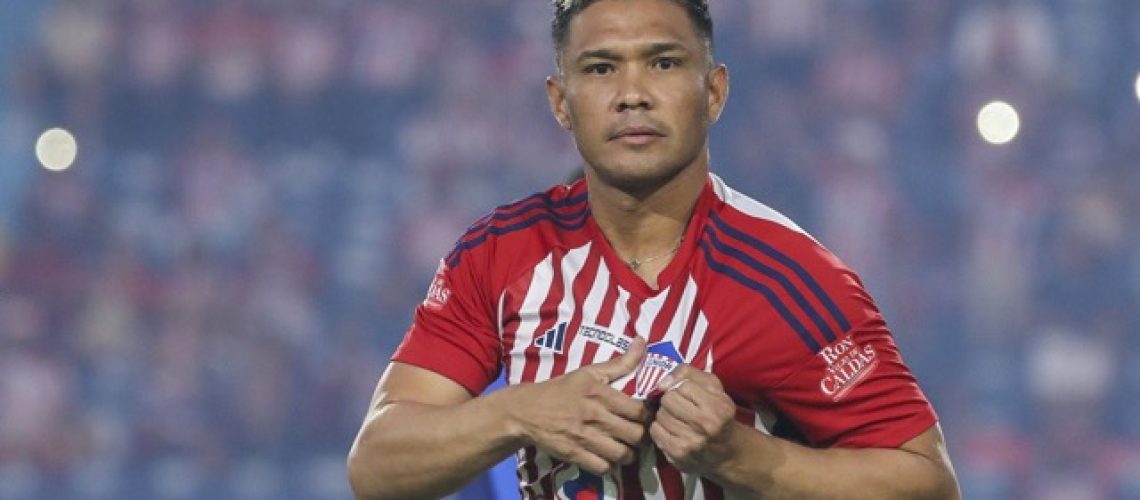 teofilo-gutierrez Mediano